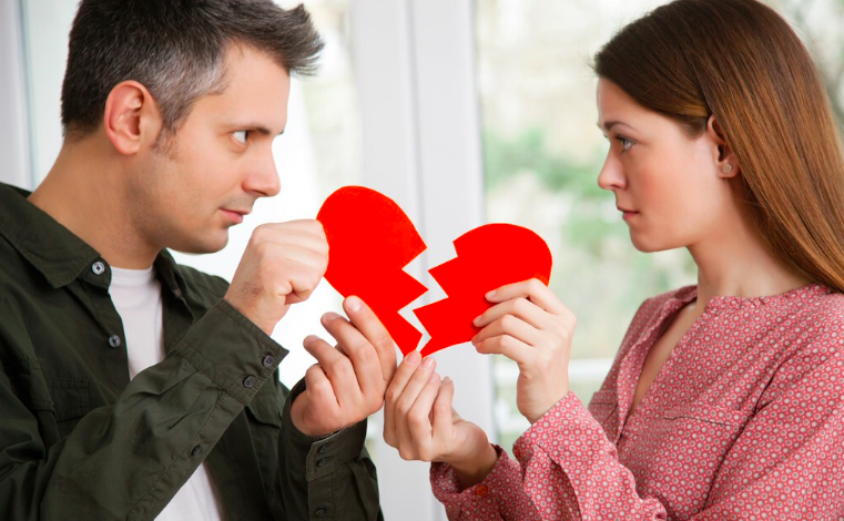 甘孜离婚如何申请财产保全冻结对方账户